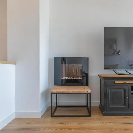 Flateli Port Apartment *